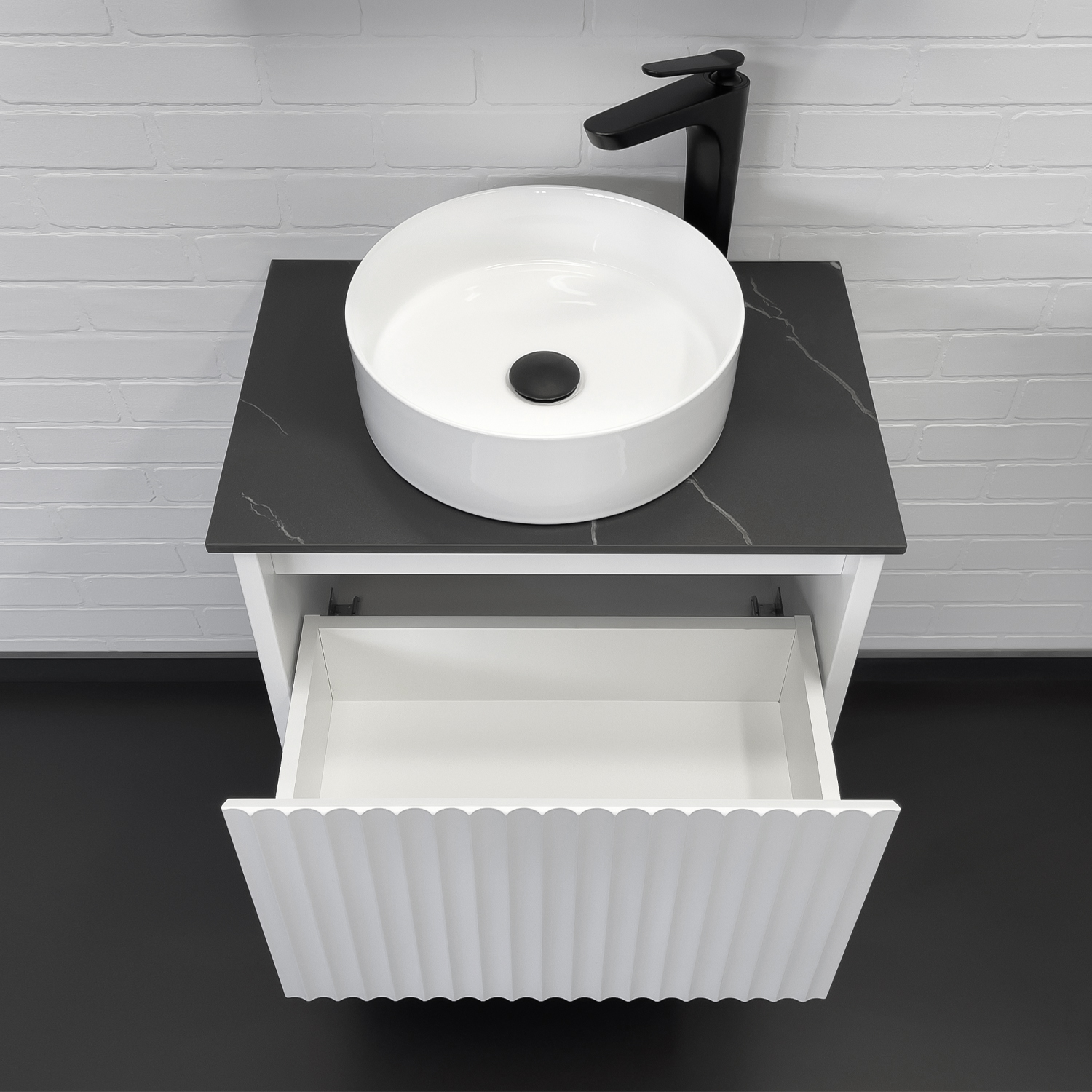 Тумба-умывальник Comforty Марсель-60 белый матовый со столешницей под мрамор Калакатта Блэк c раковиной Comforty 9111