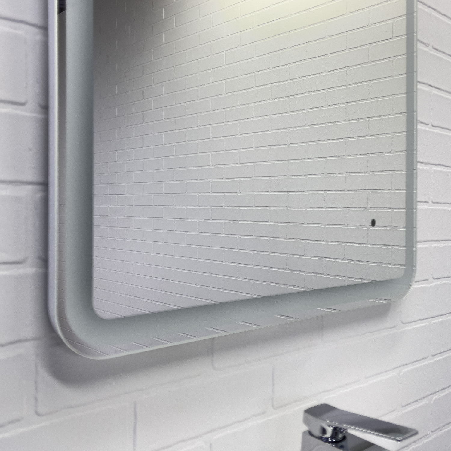 Зеркало для ванной Comforty Лотос-60 светодиодная подсветка, бесконтактный сенсор