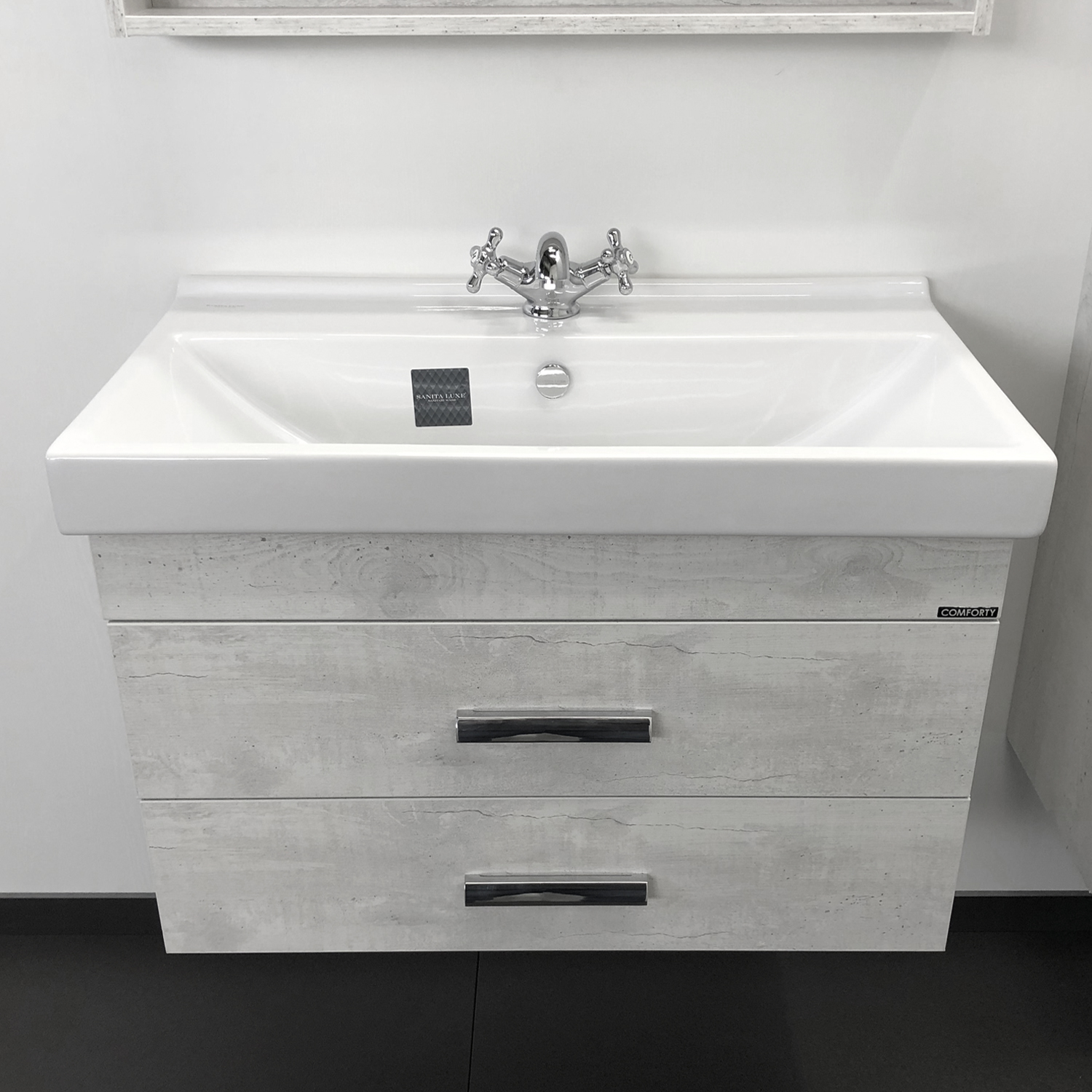 Comforty. Тумба-умывальник "Никосия-80П" дуб белый с раковиной Фест 80