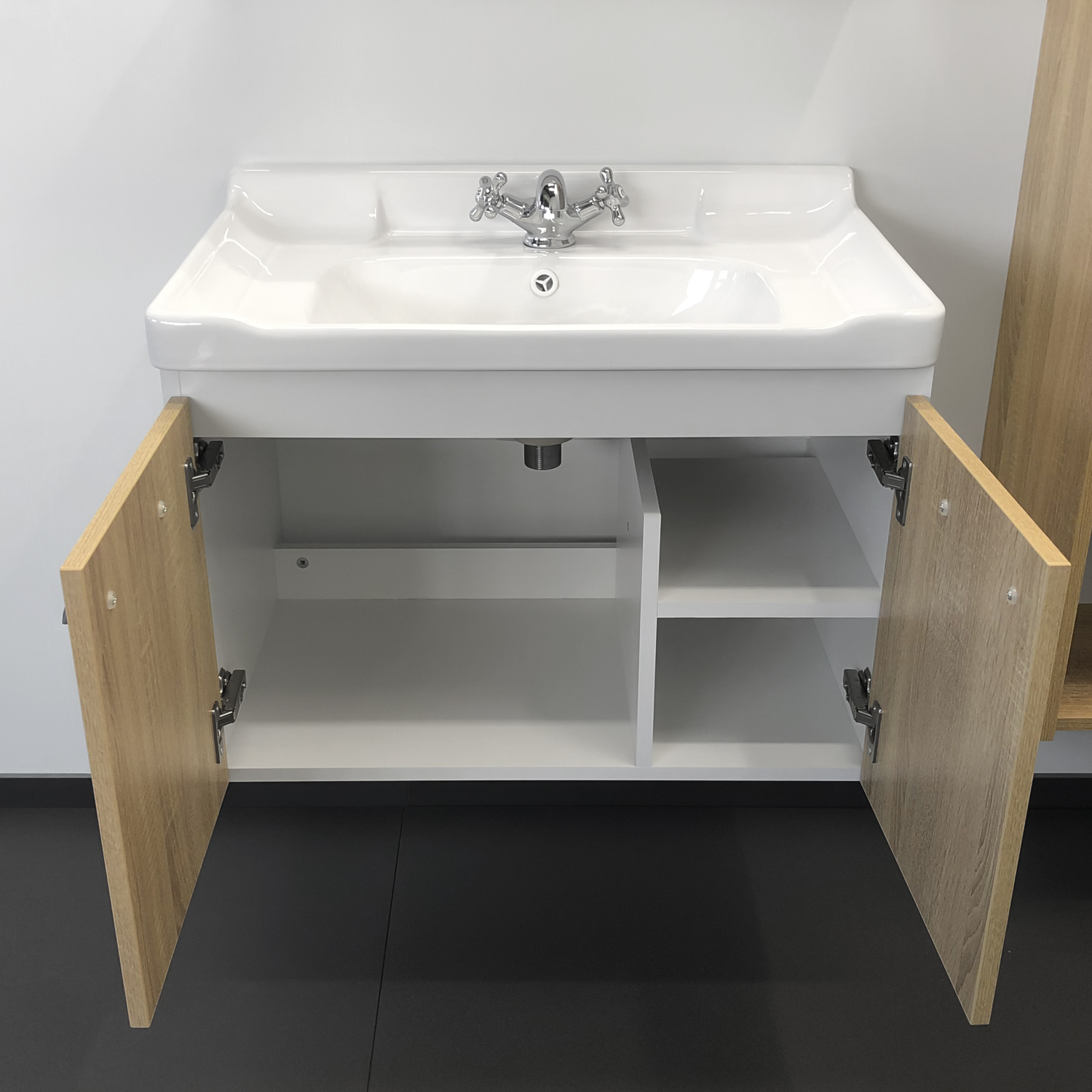 Тумба-умывальник Comforty Рига 70 дуб сонома с раковиной Comforty 9335-70