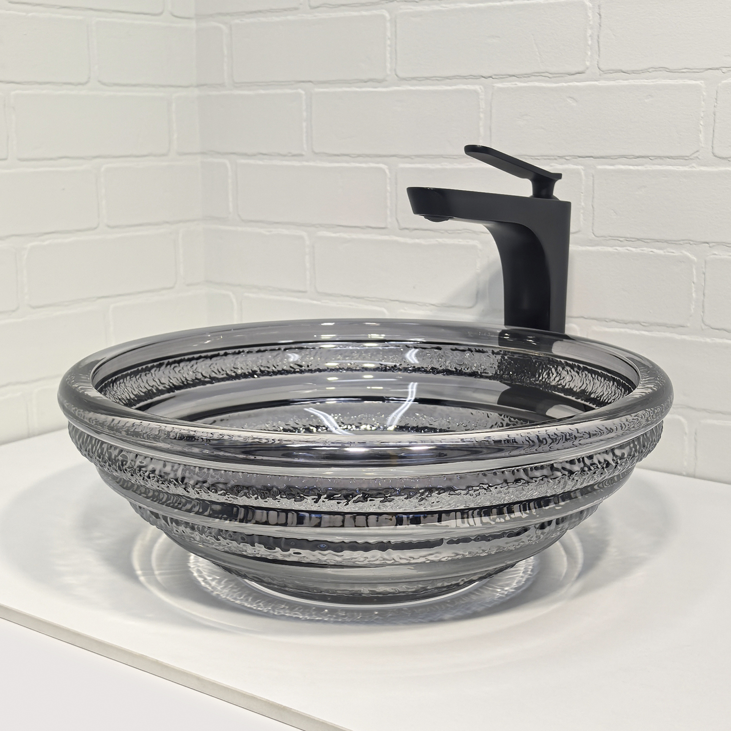 Круглая стеклянная раковина 40 см Comforty CF1G41 серый дым, кольцевые ребра