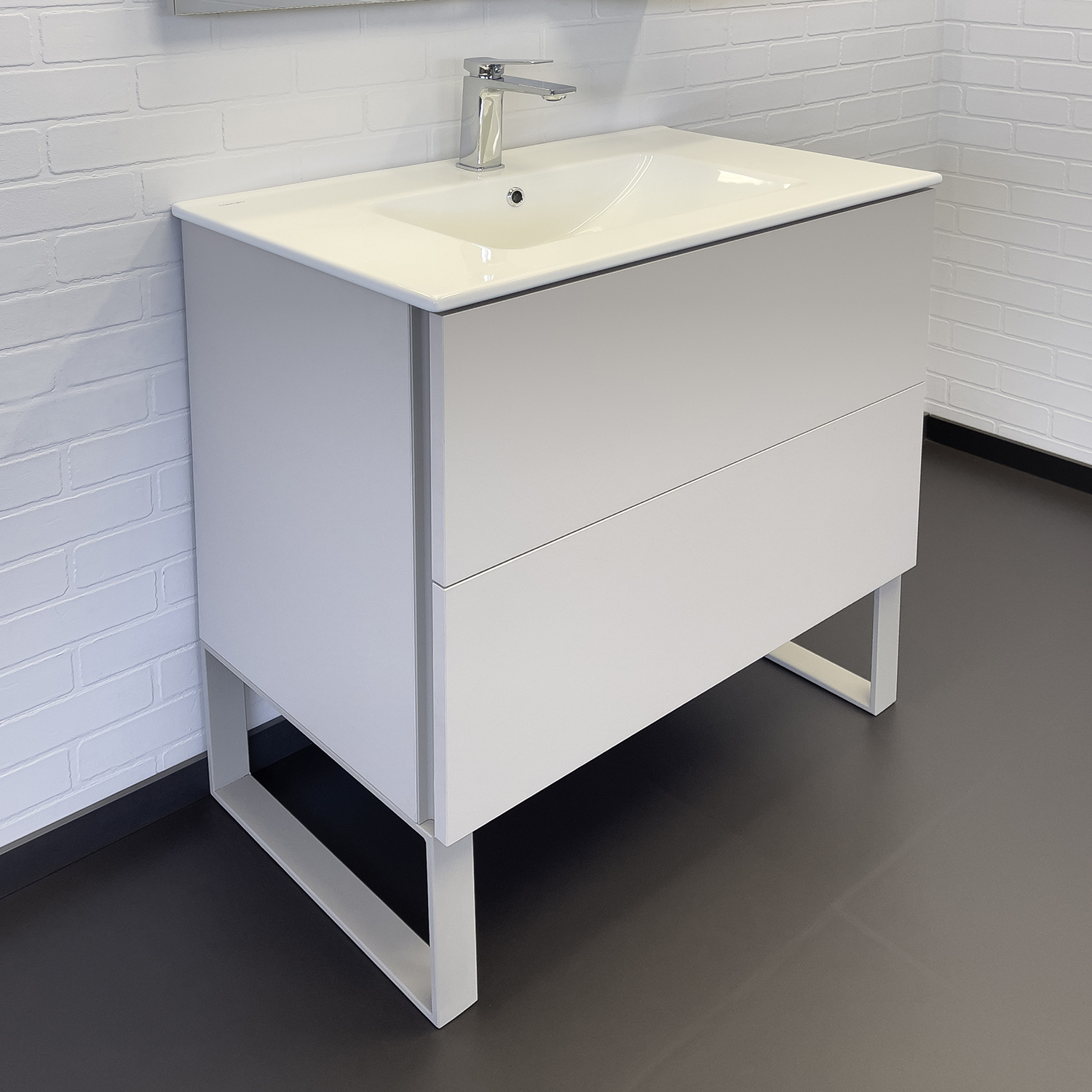 Тумба-умывальник Comforty Бильбао-80Н серый шёлк с раковиной 80E