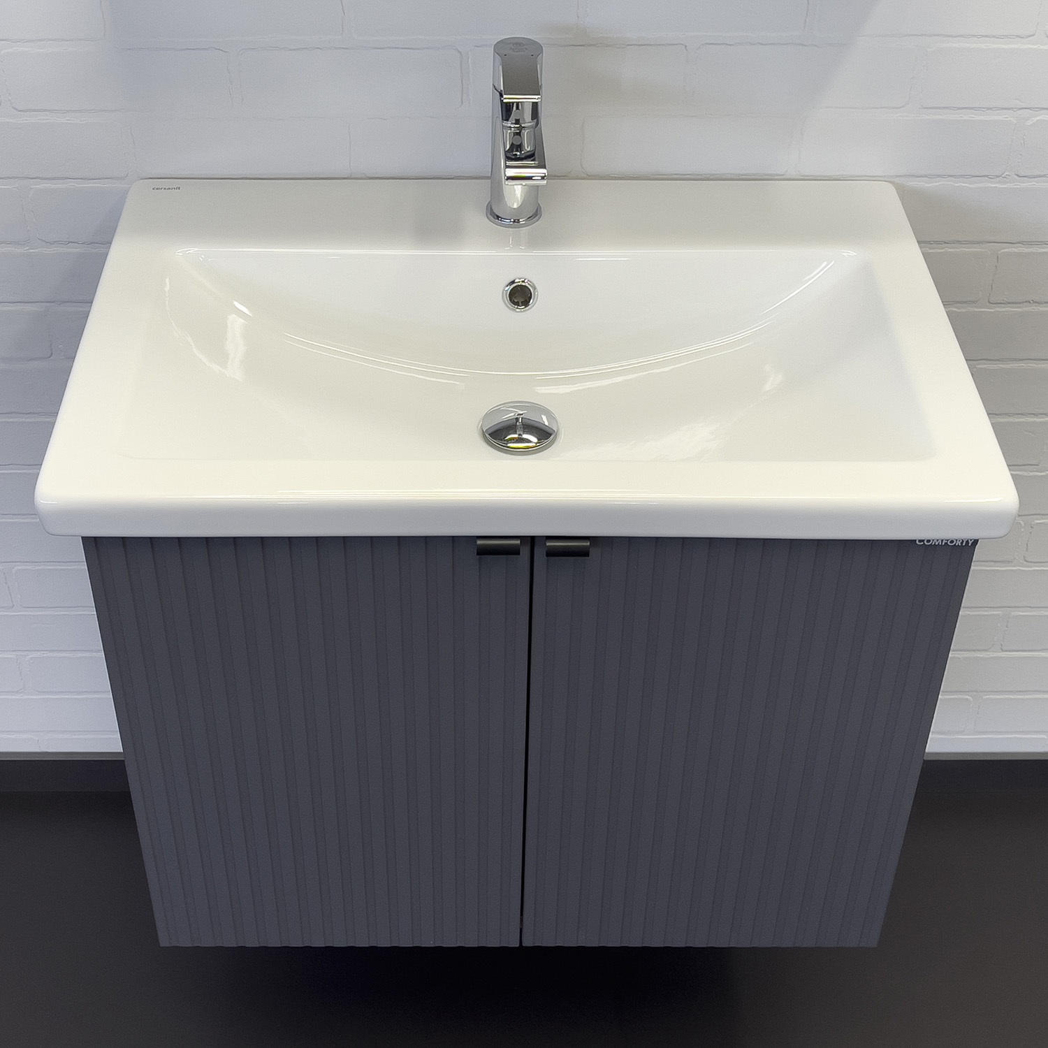 Подвесная тумба-умывальник Comforty Лима-70П антрацит с раковиной Комо 70